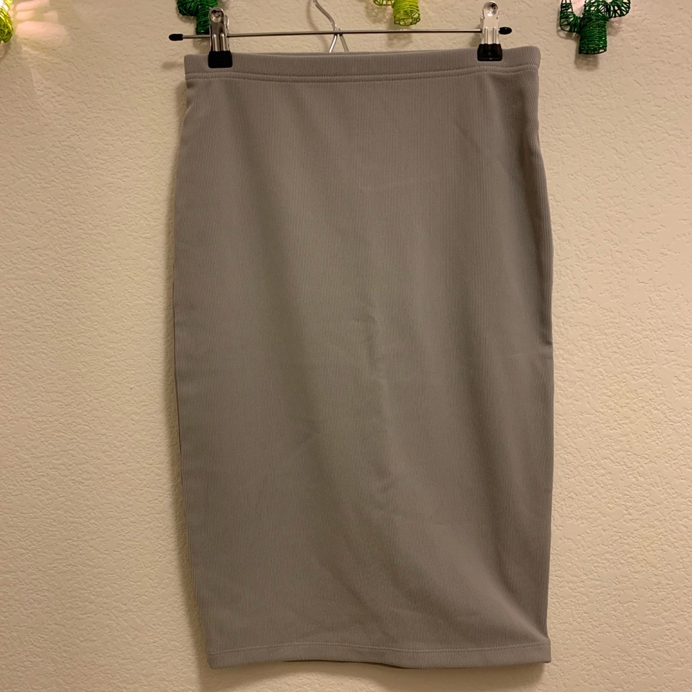 FOREVER 21 Ribbed Long Pencil Skirt